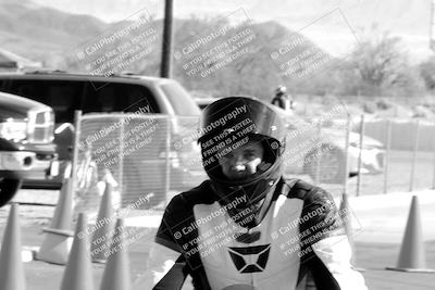 media/Mar-20-2023-Moto Forza (Mon) [[d0bbc59e78]]/Around the Pits/
